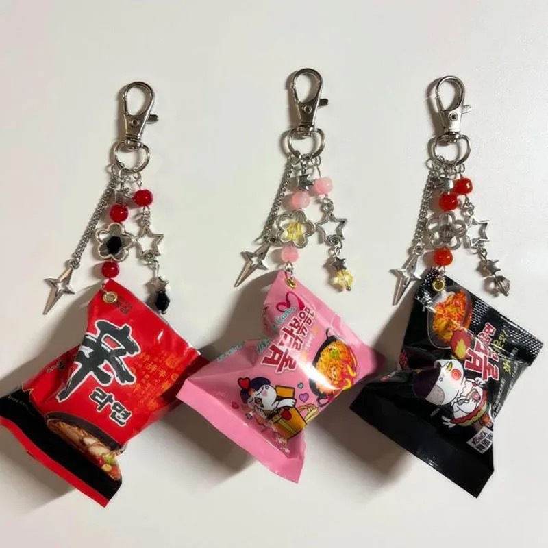 Buldak Ramen Keychain Korean S - مراجعة Spicy Food Snacks وسعره